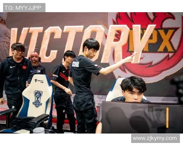 和平精英战术FPX的灵活转换体系与实战应用探讨