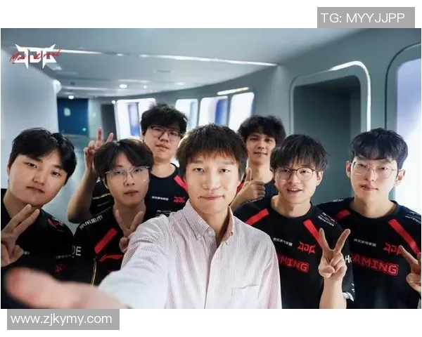 CSGO评论JDG在S15LOL赛季中的节奏得失分析与反思