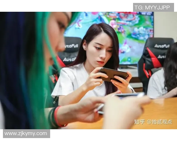 电竞女神张娜揭秘CSGO成功秘诀与职业生涯心路历程